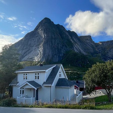 Husly Reine - Your Home With Reinebringen View المظهر الخارجي الصورة