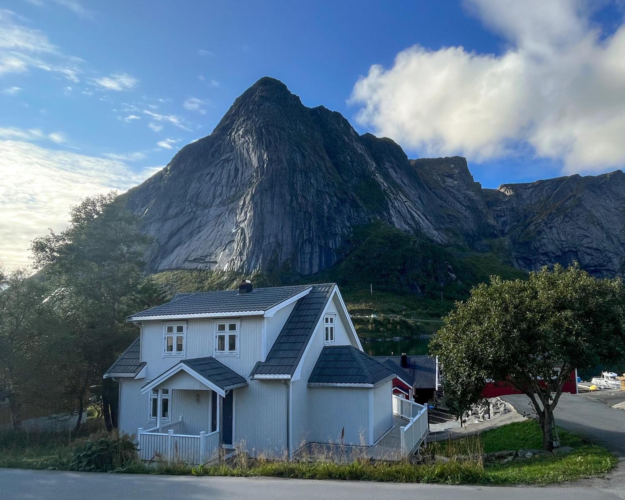 Husly Reine - Your Home With Reinebringen View المظهر الخارجي الصورة